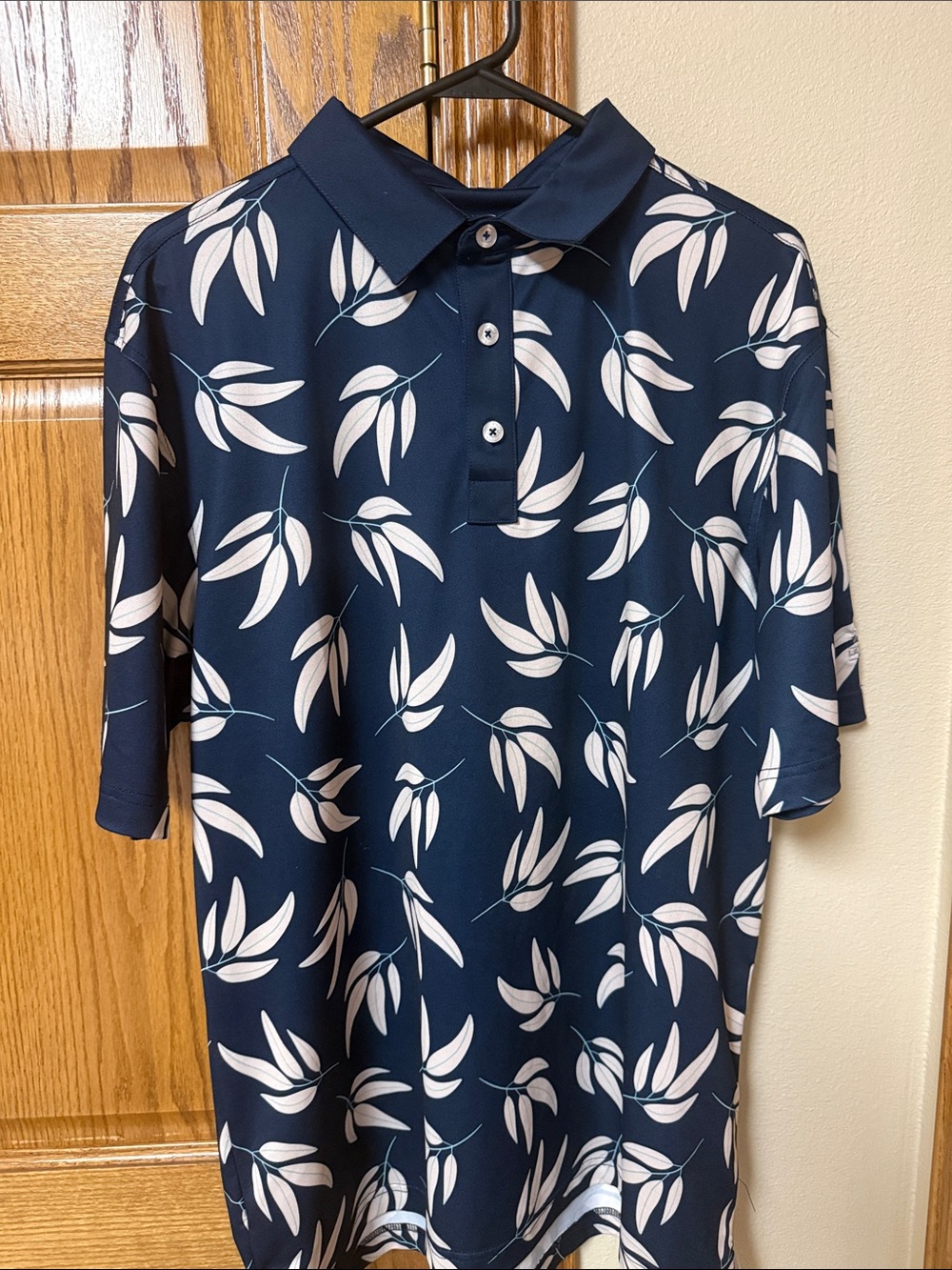 Men's Navy Leaf-Print Polo Shirt - Classic Short Sleeve